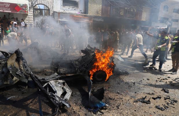 Israeli air strikes kill five in Gaza